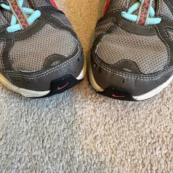 Nike Alvord 8 Women's Trail Running Hiking Shoes Size 8.5 Gray Blue Red - Picture 5 of 10
